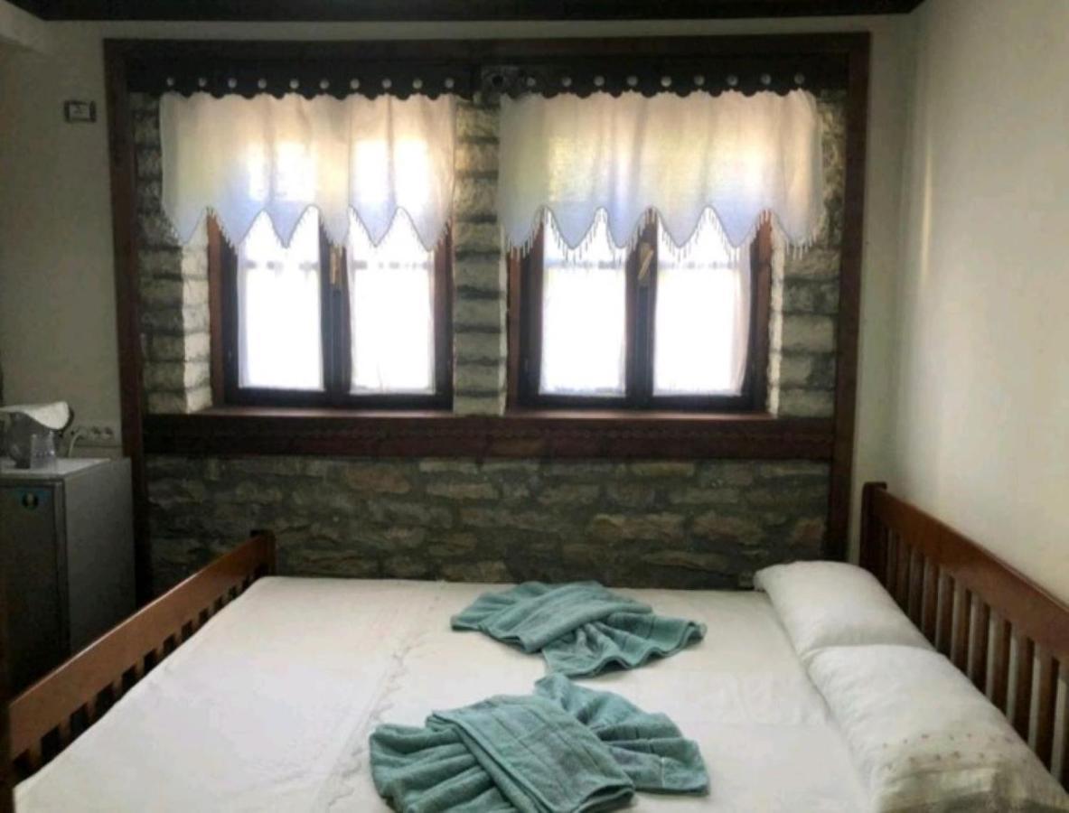 MiziriGuestHouse Gjirokastër Extérieur photo