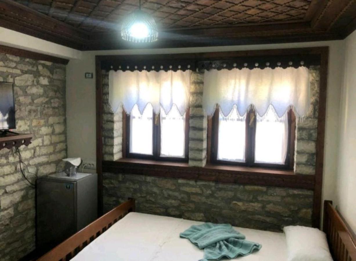MiziriGuestHouse Gjirokastër Extérieur photo