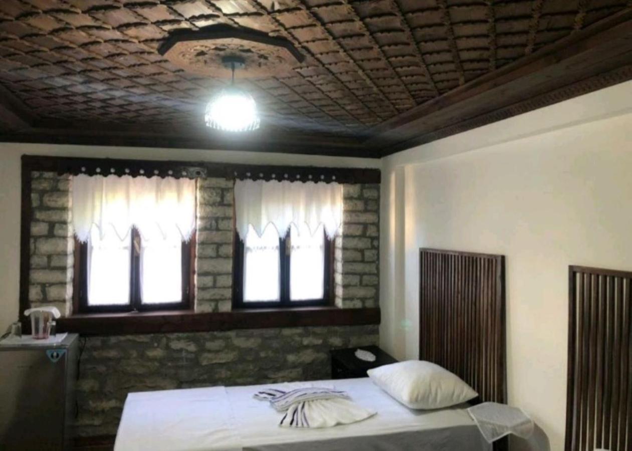 MiziriGuestHouse Gjirokastër Extérieur photo