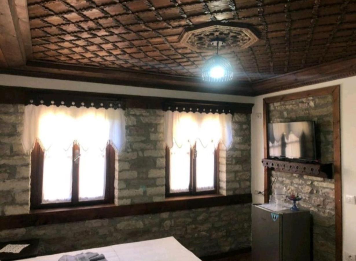 MiziriGuestHouse Gjirokastër Extérieur photo