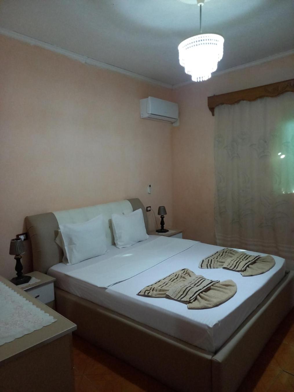 MiziriGuestHouse Gjirokastër Extérieur photo